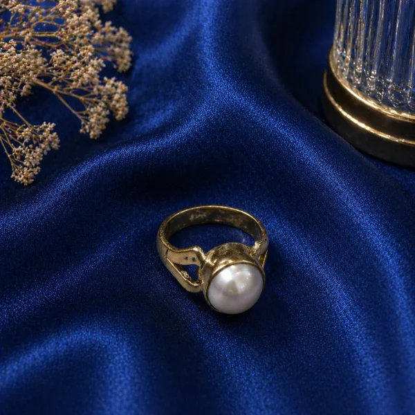 Pearl Ring
